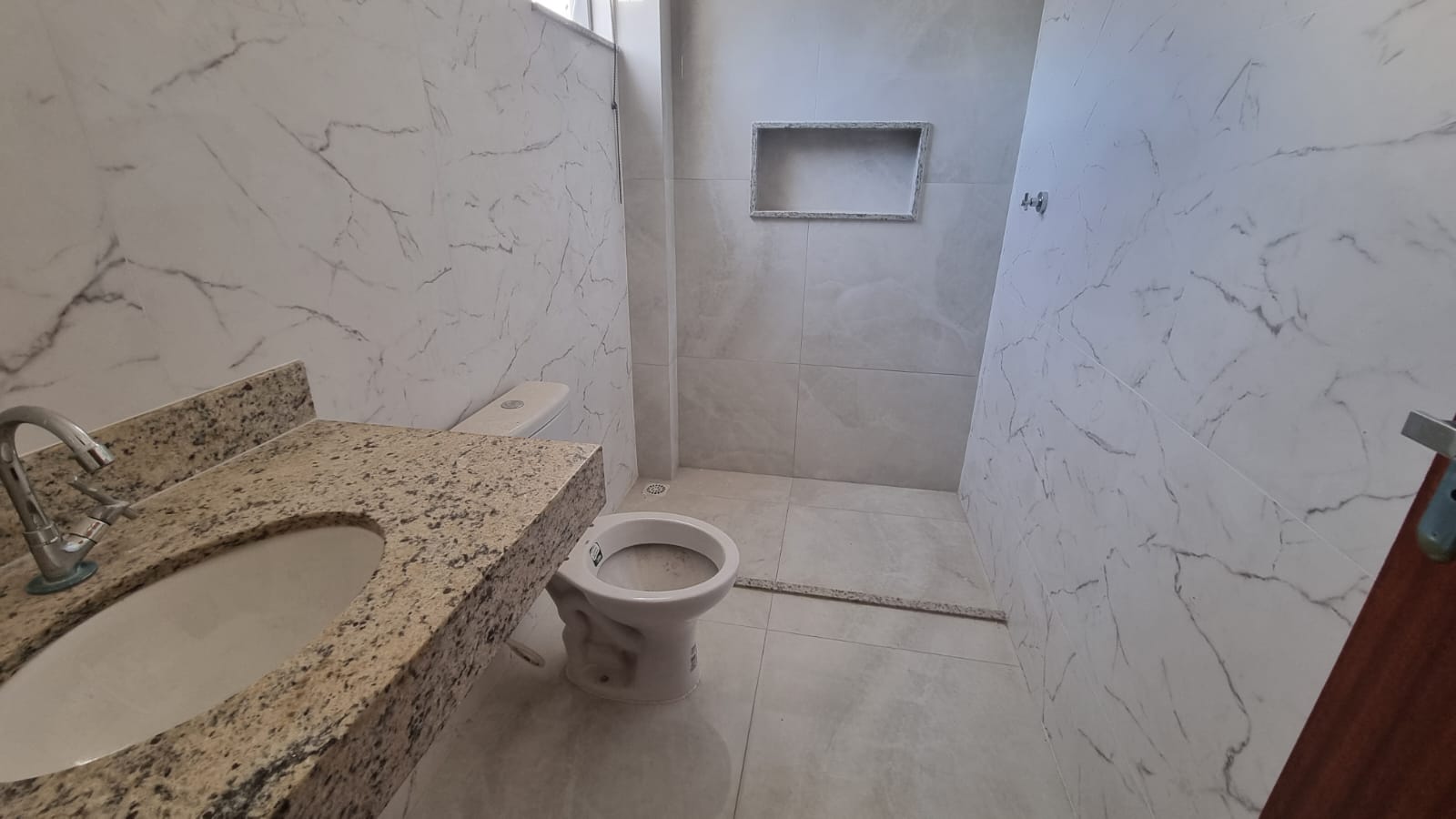 Casa com 3 dormitórios à venda, 130 m² por R$ 640.000,00 - Marilândia - Juiz de Fora/MG