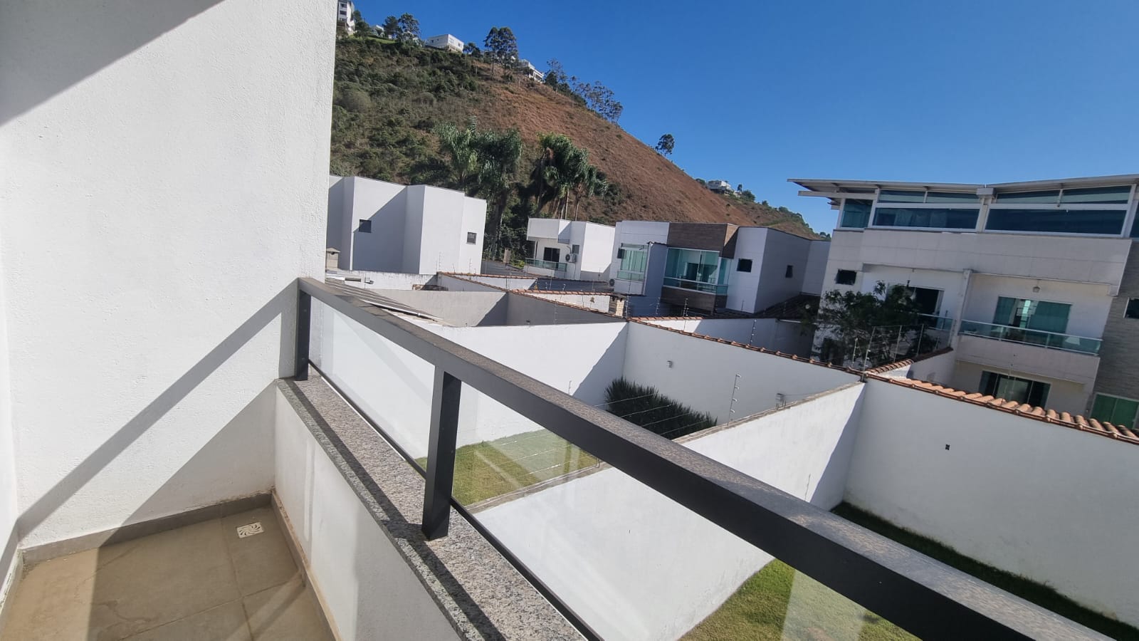 Casa com 3 dormitórios à venda, 120 m² por R$ 540.000,00 - Marilândia - Juiz de Fora/MG