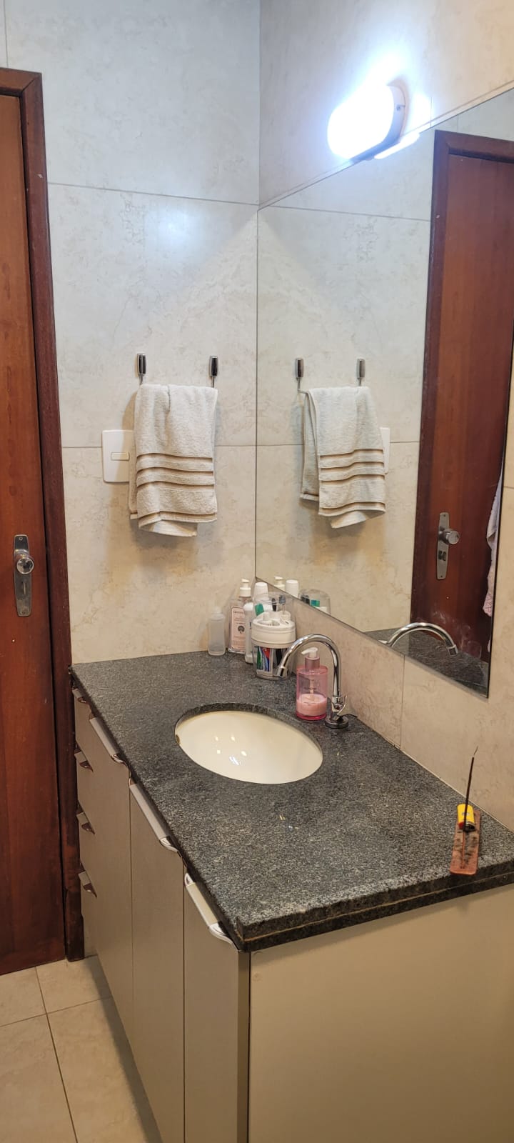 Apartamento com 02 dormitórios para venda, 65 m² por R$ 195.000,00 -Paineiras - Juiz de Fora/MG
