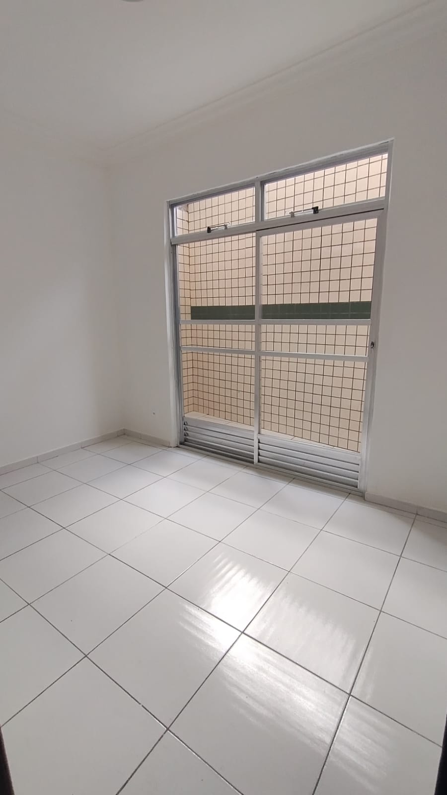 Apartamento com 03 dormitórios para alugar, 85 m² por R$1.910,00/mês - Poço Rico - Juiz de Fora/MG