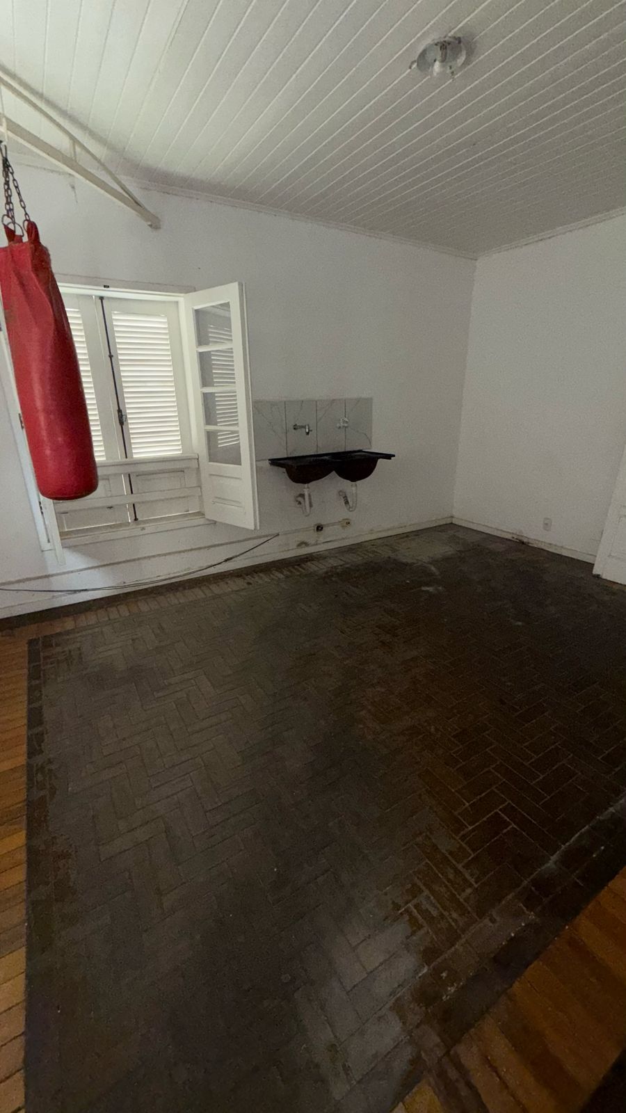 Ponto comercial para alugar a partir de R$ 4.000,00/mês - Centro - Juiz de Fora/MG