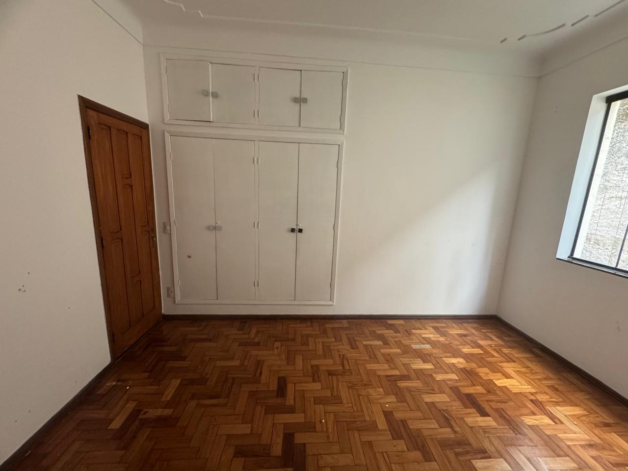 Casa com 04 dormitórios para alugar, 220 m² por R$ 3.500,00/mês - Vitorino Braga - Juiz de Fora/MG