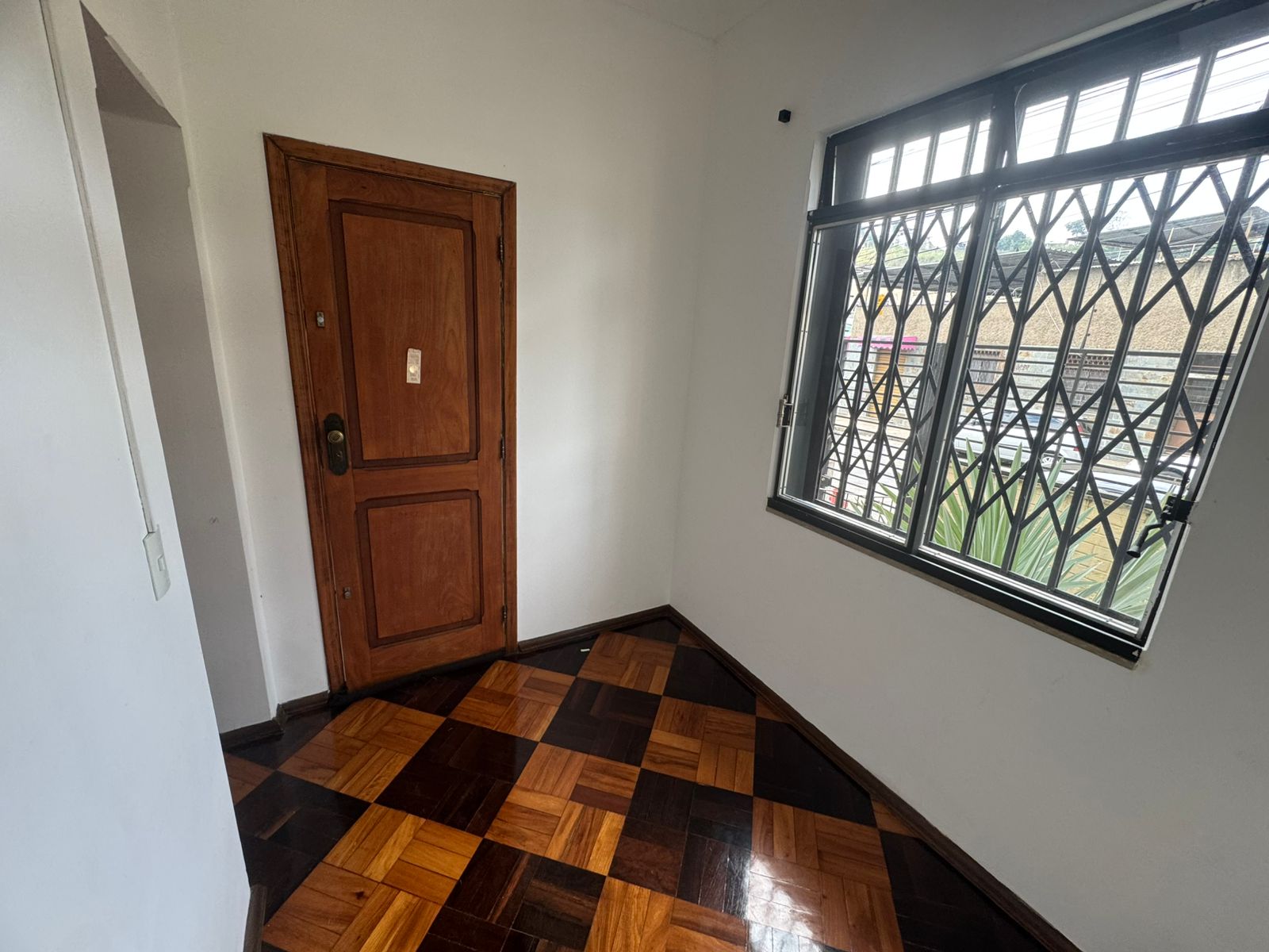 Casa com 04 dormitórios para alugar, 220 m² por R$ 3.500,00/mês - Vitorino Braga - Juiz de Fora/MG