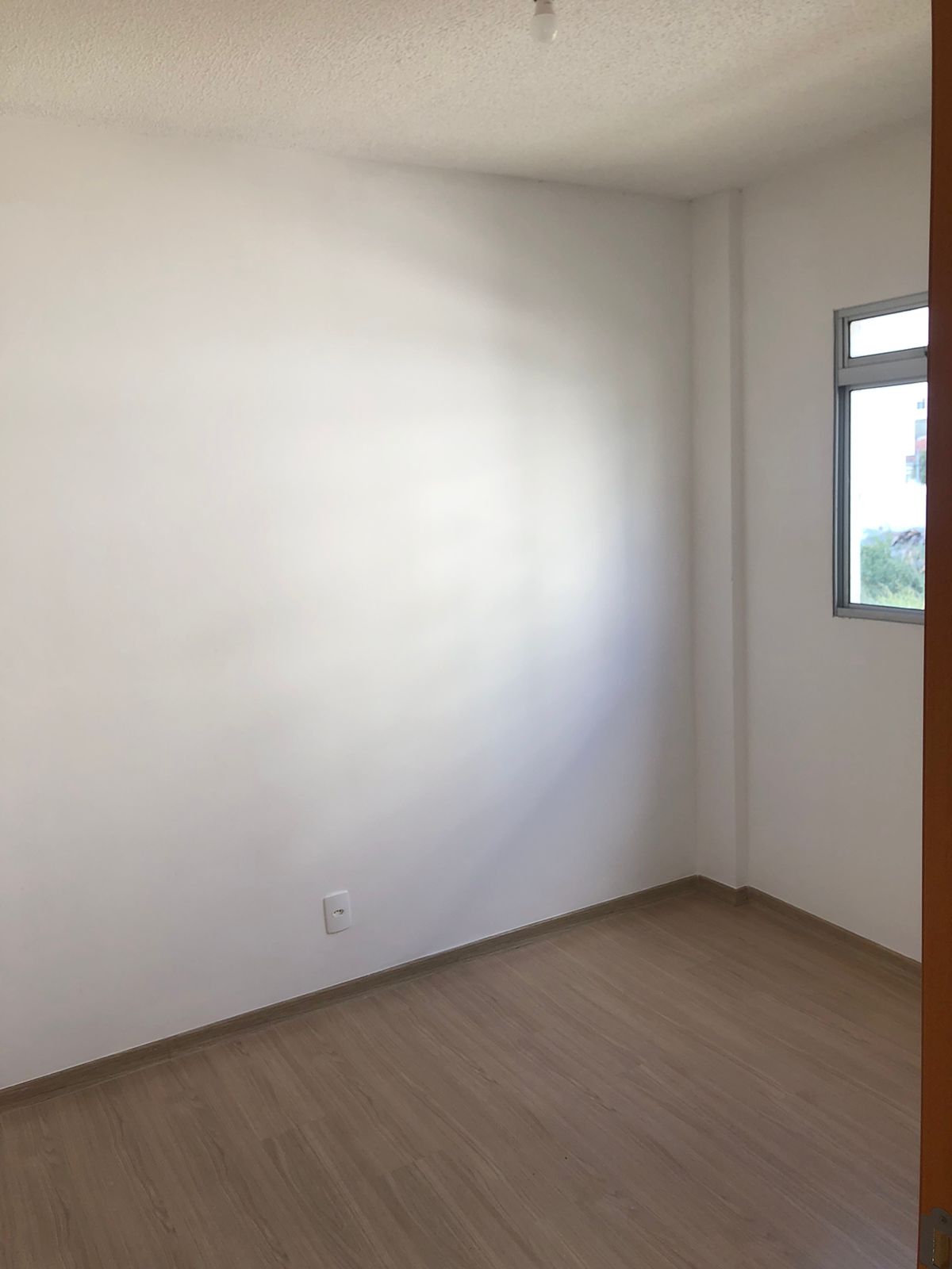 Apartamento com 02 dormitórios para alugar, 45 m² por R$ 1.310,70/mês - Mariano Procópio - Juiz de Fora/MG