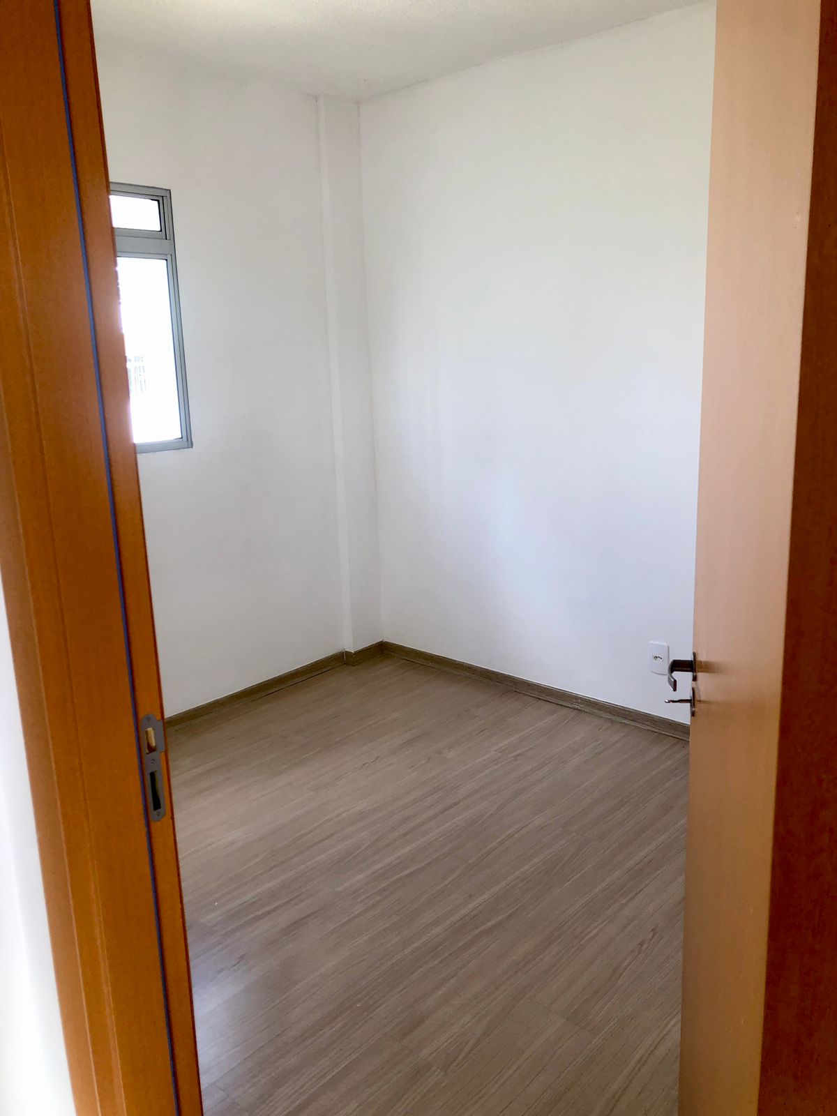 Apartamento com 02 dormitórios para alugar, 45 m² por R$ 1.310,70/mês - Mariano Procópio - Juiz de Fora/MG