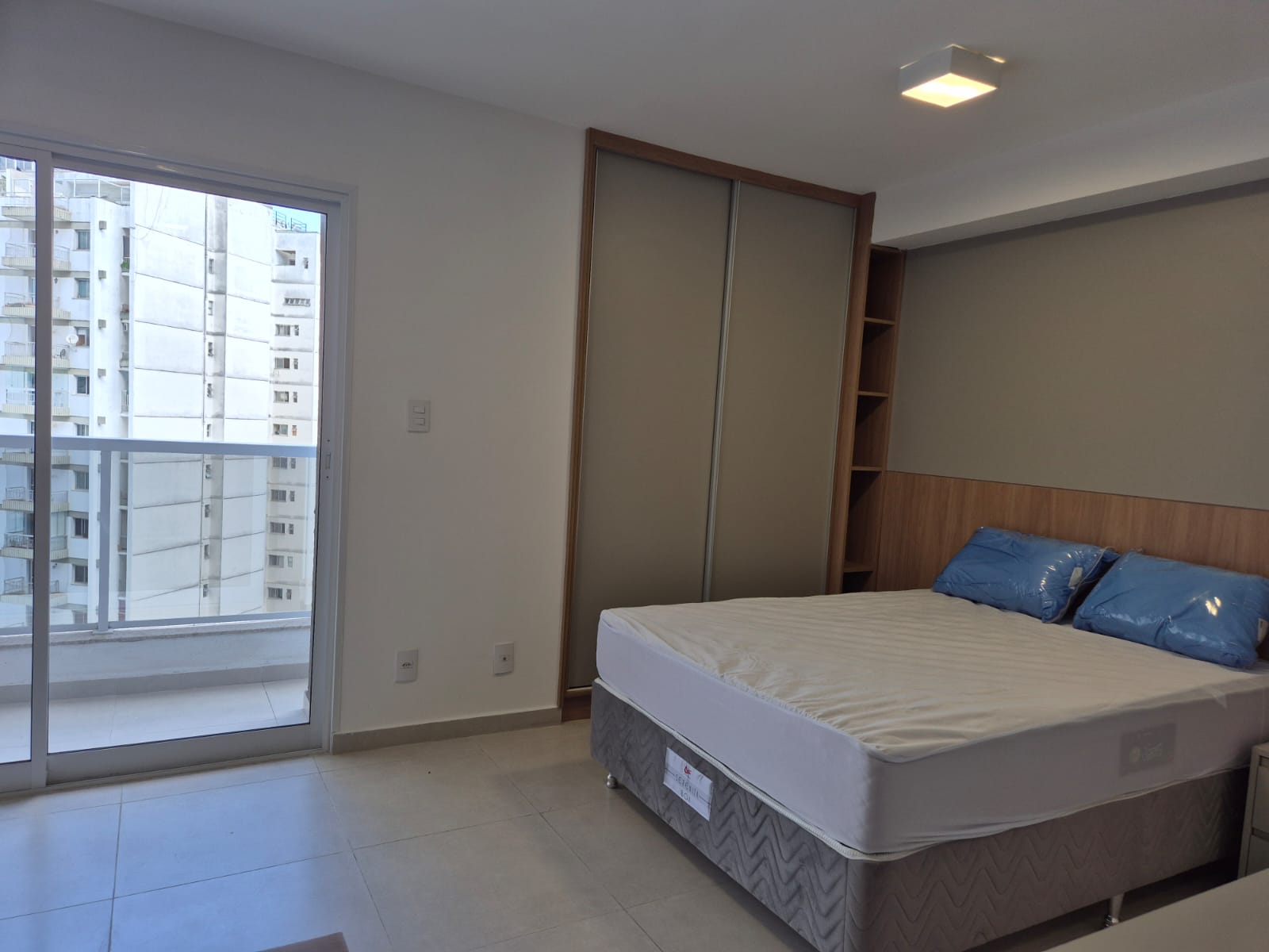 Apartamento com 01 dormitório para alugar, 42 m² por R$ 2.582,23/mês -Centro - Juiz de Fora/MG