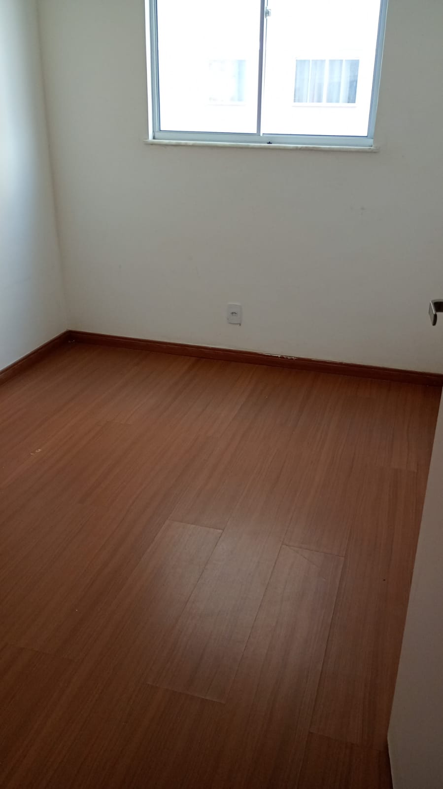 Apartamento com 2 dormitórios para alugar, 50 m² por R$ 910,00/mês - Grama - Juiz de Fora/MG