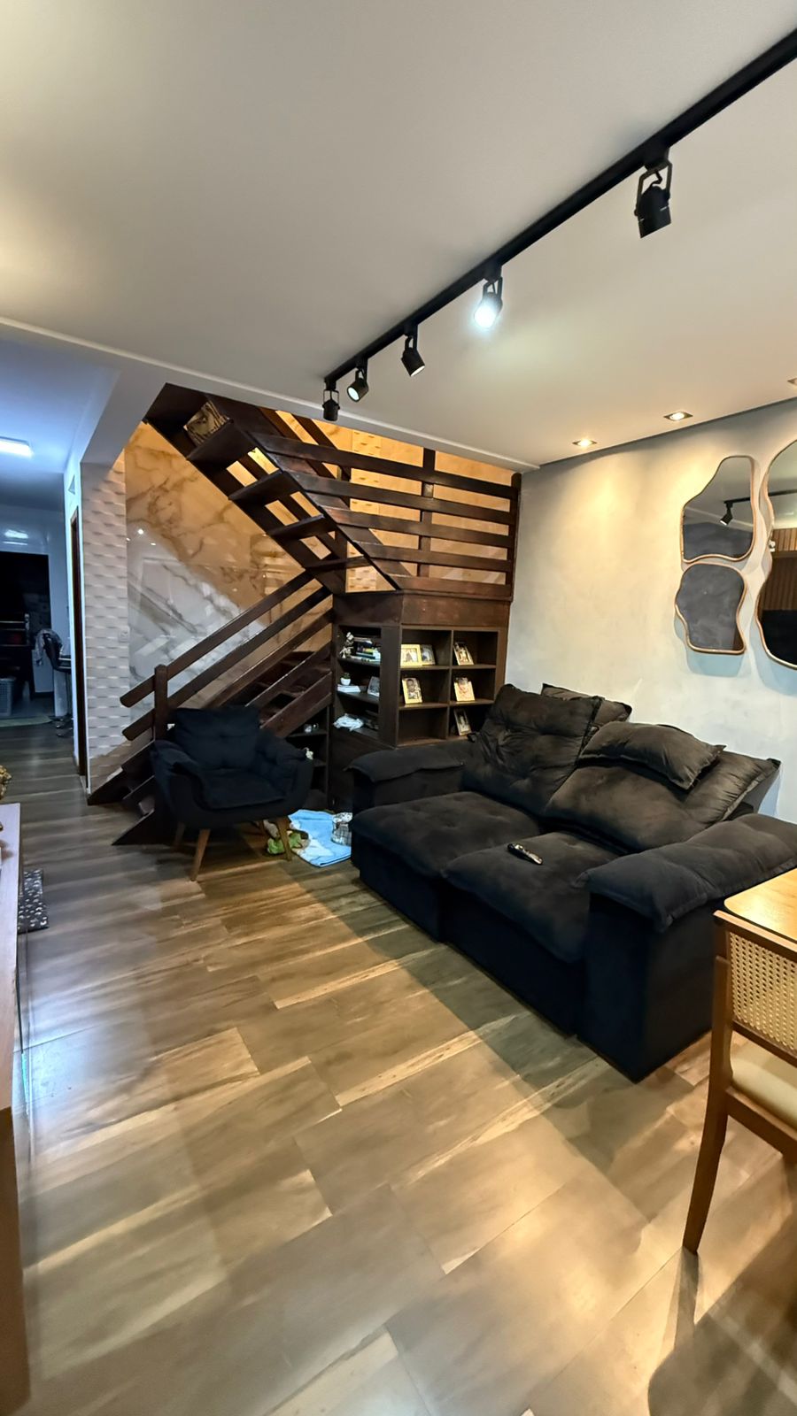 Casa duplex  com 02 dormitórios para vender, 80 m² por R$ 319.000,00 - Parque Guarani- Juiz de Fora/MG