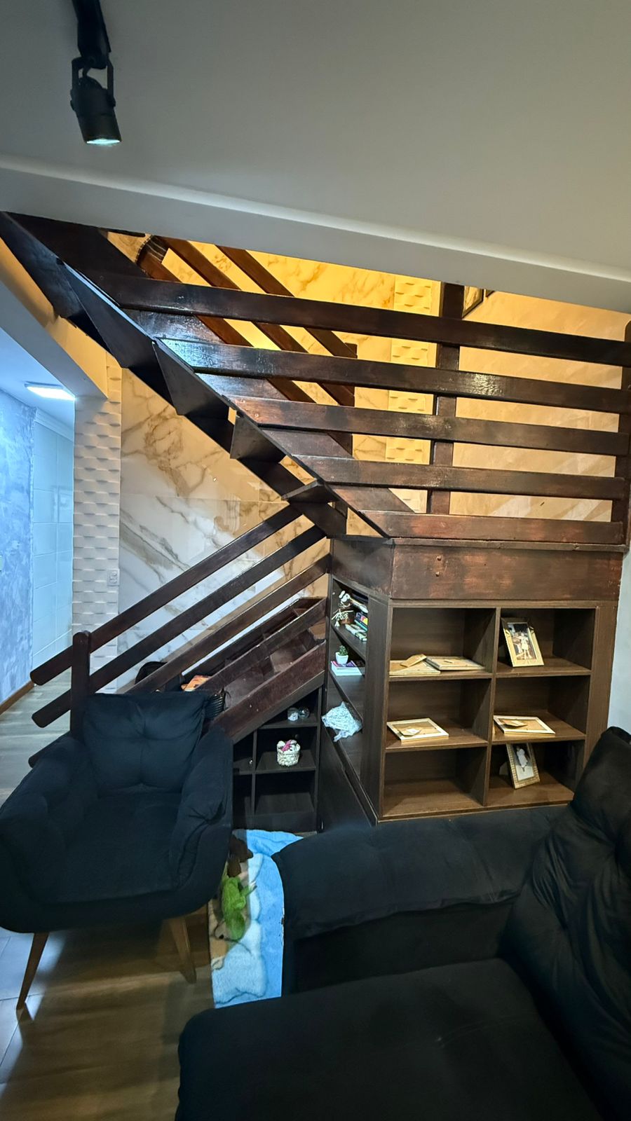 Casa duplex  com 02 dormitórios para vender, 80 m² por R$ 319.000,00 - Parque Guarani- Juiz de Fora/MG