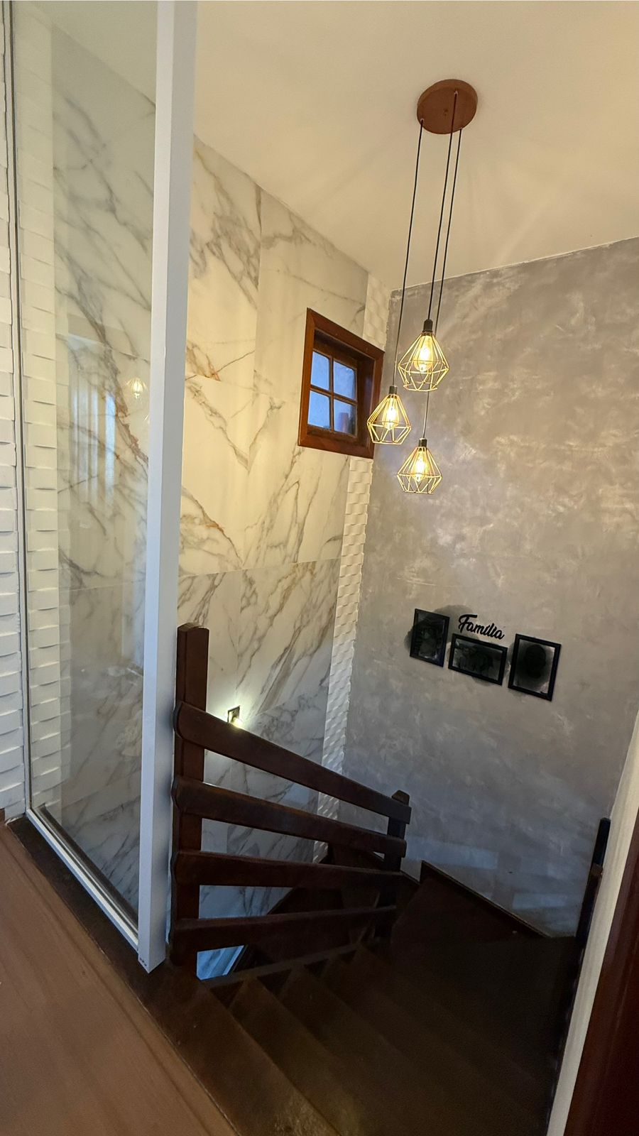 Casa duplex  com 02 dormitórios para vender, 80 m² por R$ 319.000,00 - Parque Guarani- Juiz de Fora/MG