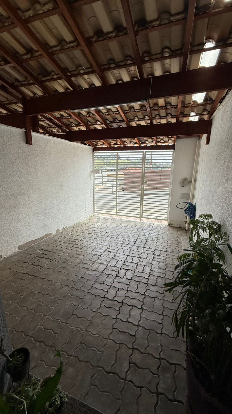 Casa duplex  com 02 dormitórios para vender, 80 m² por R$ 319.000,00 - Parque Guarani- Juiz de Fora/MG