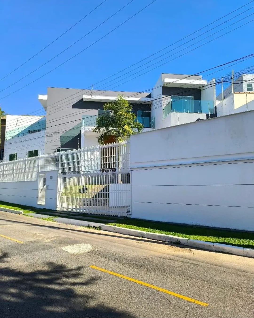 Casa - Locação, Alto dos Pinheiros, Juiz de Fora, MG