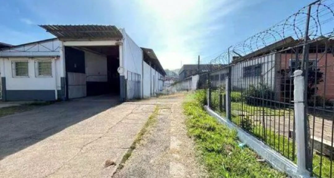 Galpão para alugar, 8.250 m² por R$ 48.000,00/mês - Distrito Industrial - Juiz de Fora/MG