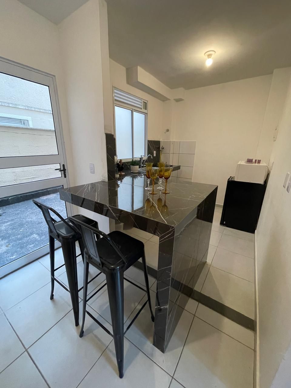 Apartamento com área externa