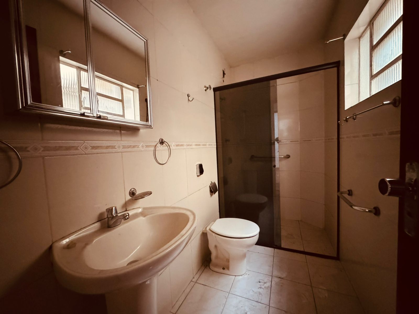 Apartamento com 02 dormitórios à venda, 66 m² por R$165.000,00 - Vitorino Braga - Juiz de Fora/MG