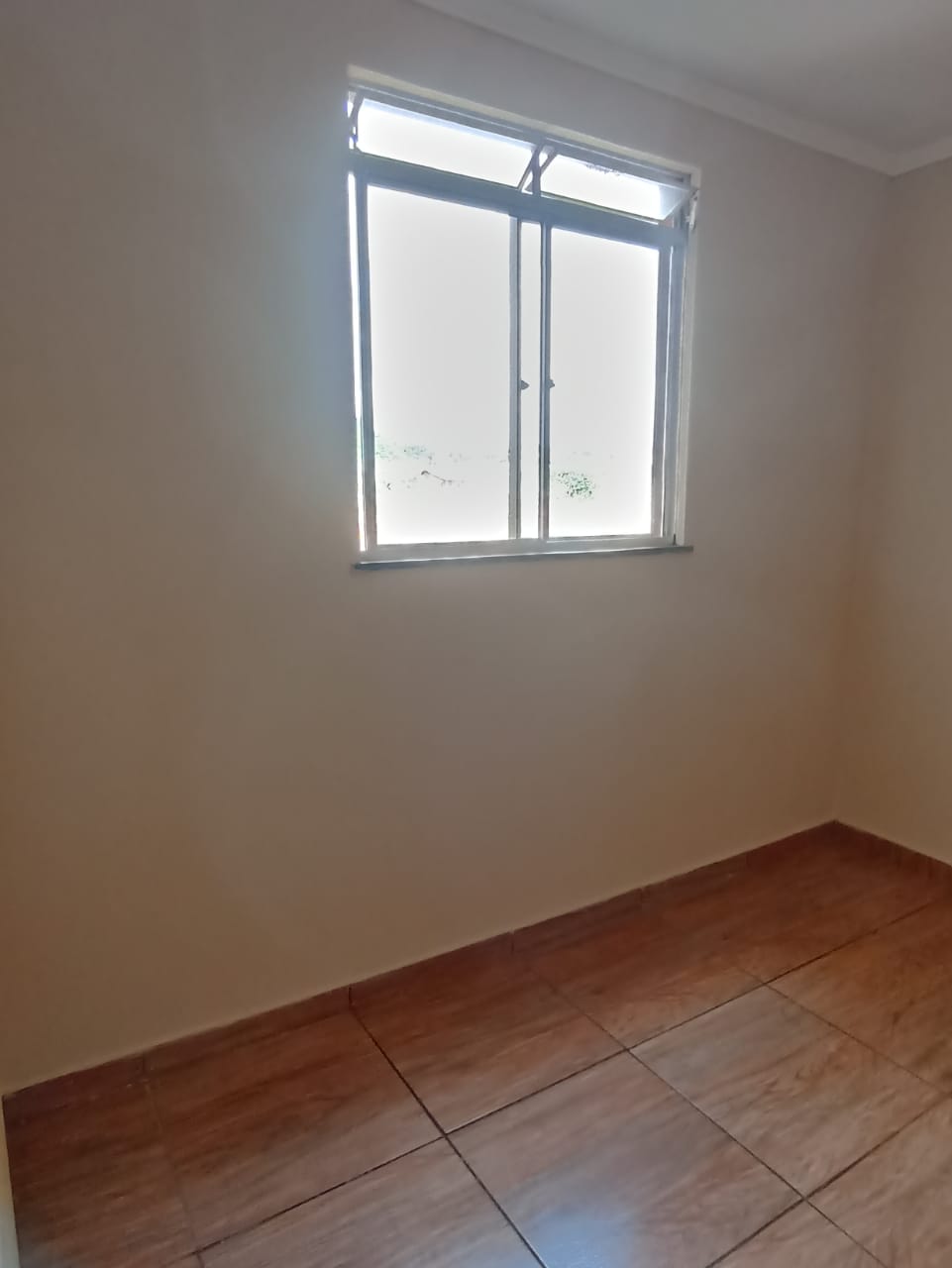 Apartamento com 2 dormitórios para alugar, 50 m² por R$ 750,00/mês - Previdenciários - Juiz de Fora/MG