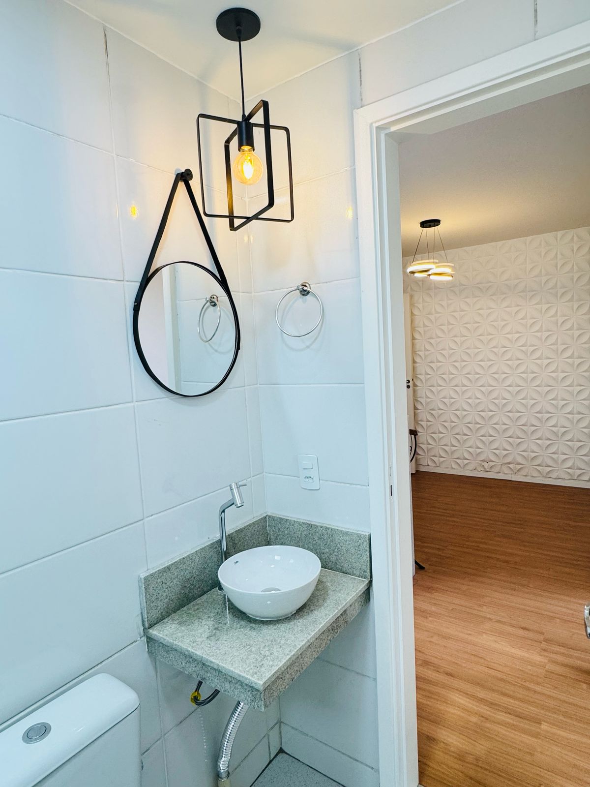 Apartamento com 2 dormitórios para venda, 50 m² por R$ 155.000,00 - Nova Califórnia - Juiz de Fora/MG