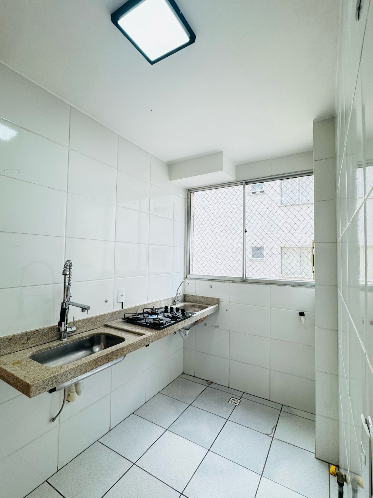 Apartamento com 2 dormitórios para venda, 50 m² por R$ 155.000,00 - Nova Califórnia - Juiz de Fora/MG