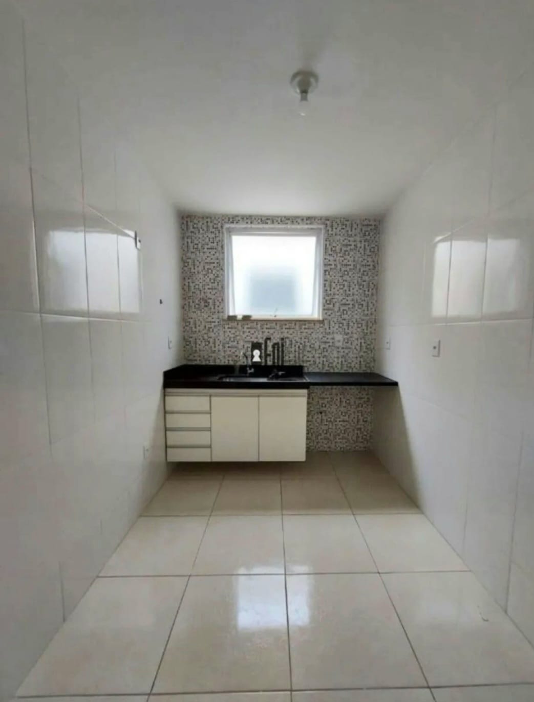Apartamento com 2 dormitórios para alugar, 84 m² por R$ 1.843,00/mês - Grama - Juiz de Fora/MG