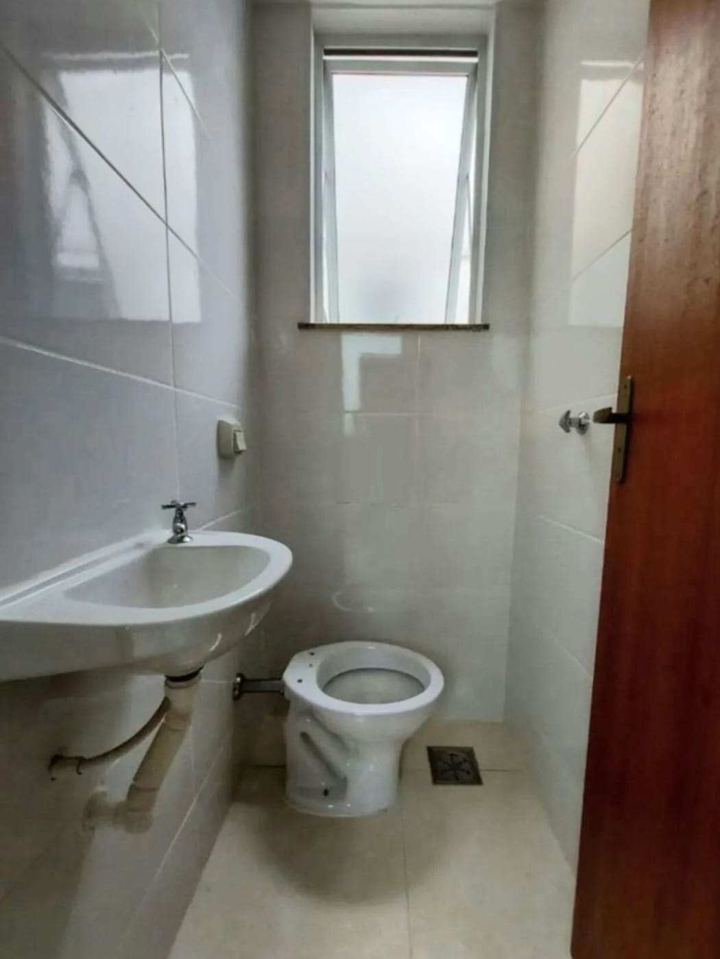 Apartamento com 2 dormitórios para alugar, 84 m² por R$ 1.843,00/mês - Grama - Juiz de Fora/MG