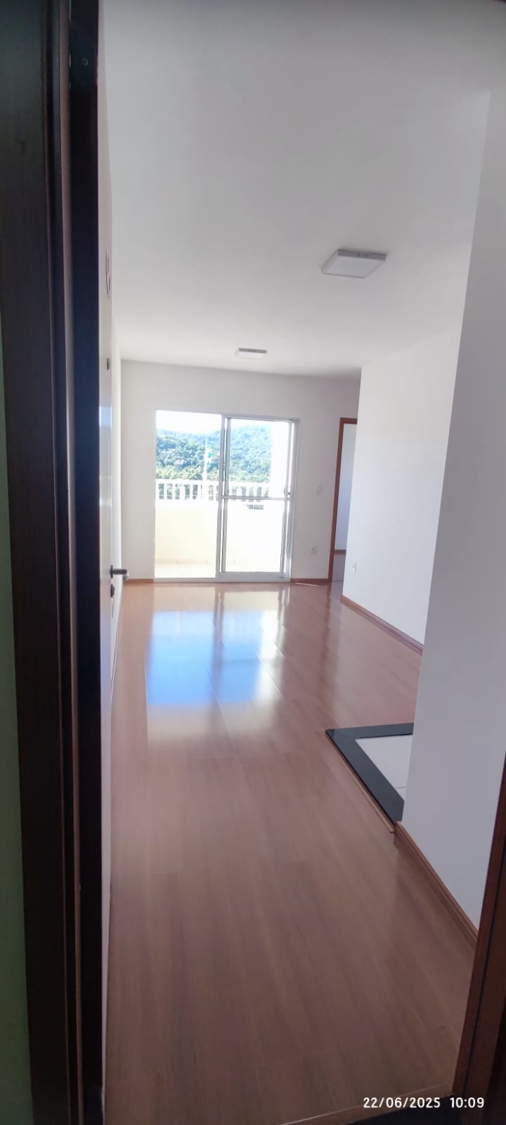 Apartamento  com 2 dormitórios para VENDA , por R$ 220.000,00 - Bairro Industrial - Juiz de Fora/MG
