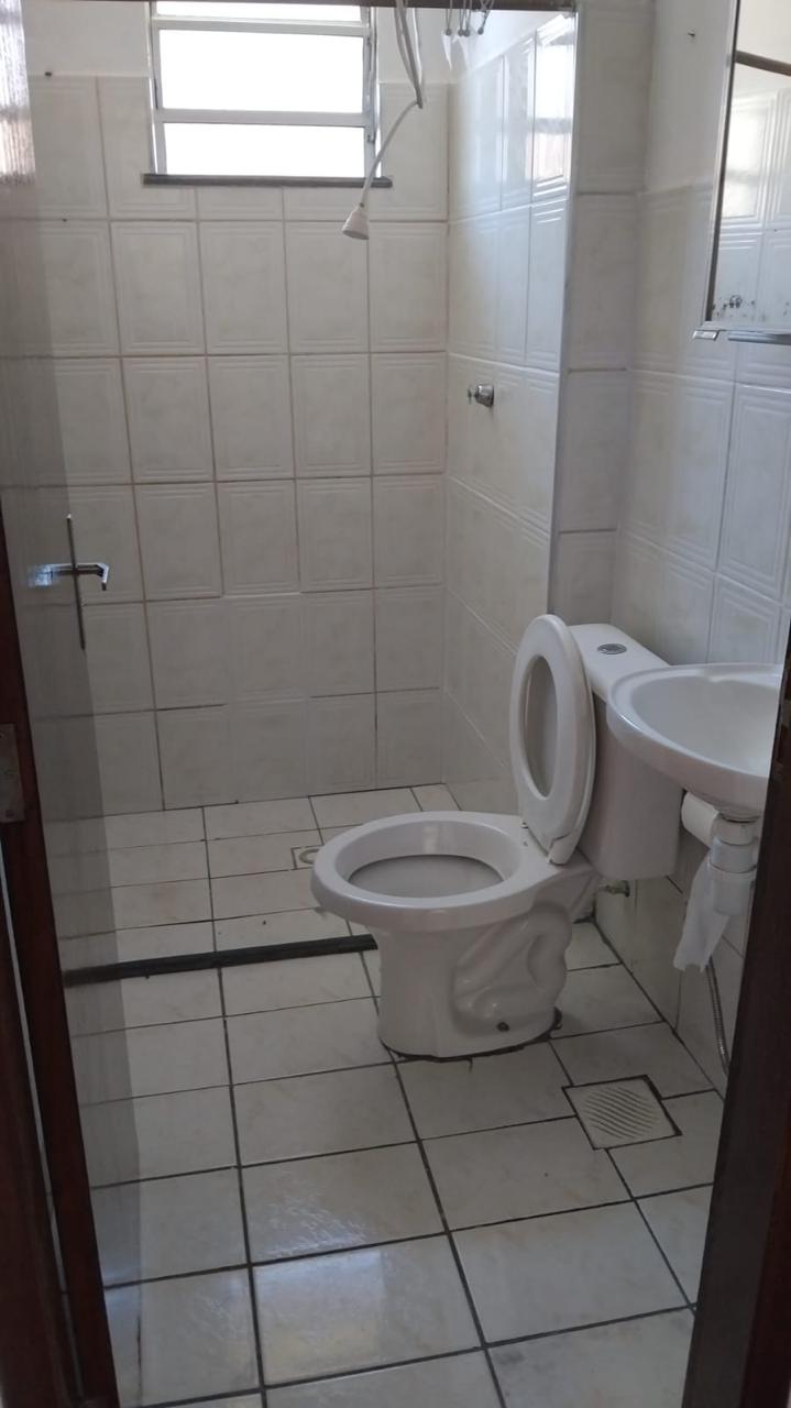 Apartamento  com 2 dormitórios para alugar,45 m² por R$710,00/mês -Nova California - Juiz de Fora/MG