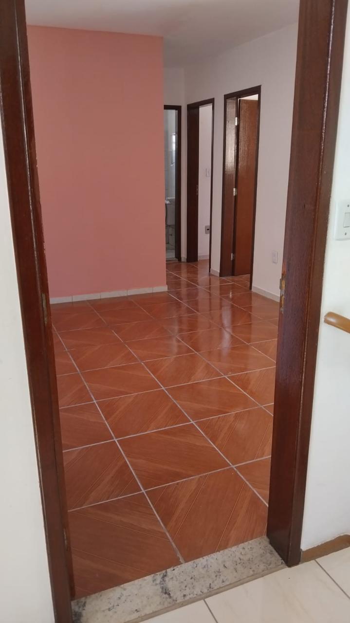 Apartamento  com 2 dormitórios para alugar,45 m² por R$710,00/mês -Nova California - Juiz de Fora/MG