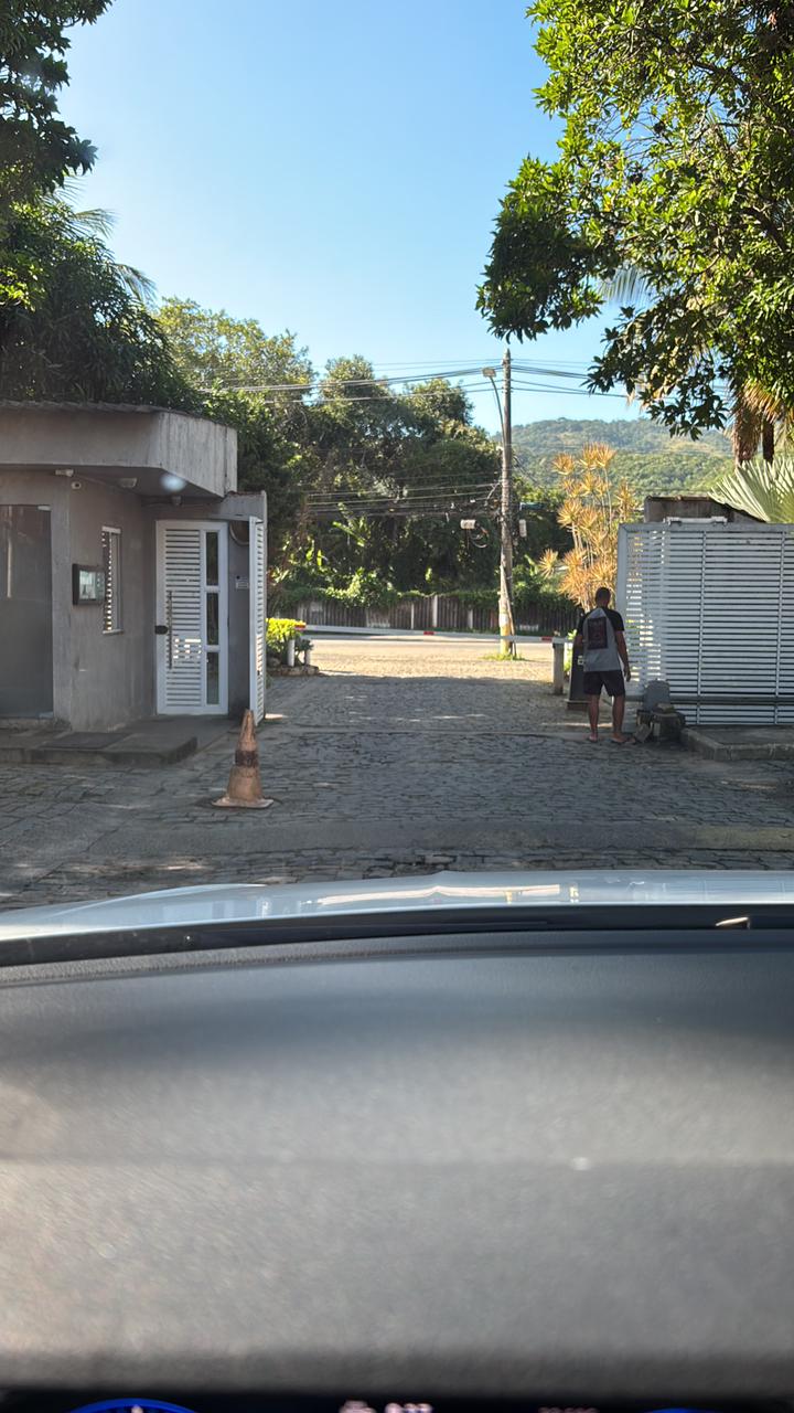 Ótimo Apto  2 Qts Condomínio Recanto do Sabiá
