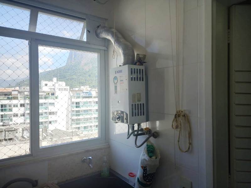 Ótima Cobertura Duplex 2 Qts (1suíte) e Dependências em Botafogo