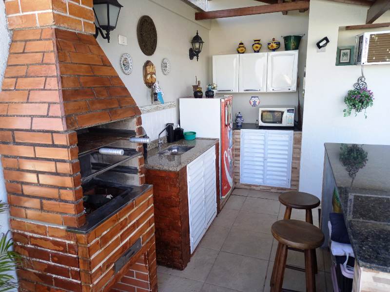 Excelente Cobertura Duplex com 3 Qts Via Alto Mapendi