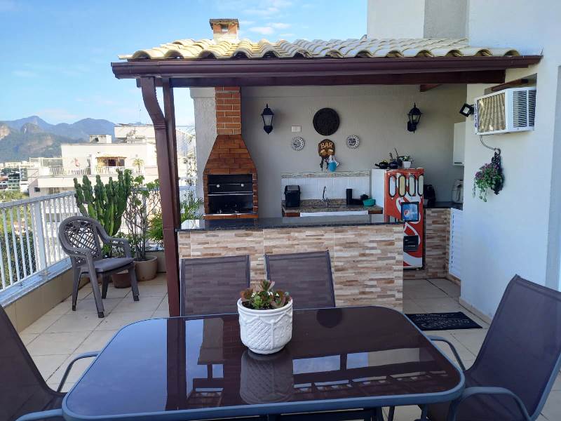 Excelente Cobertura Duplex com 3 Qts Via Alto Mapendi