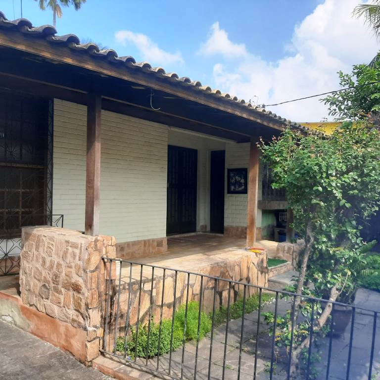 Ótima Casa Linear 3 Qts (1Suite) Etr do Rio Grande