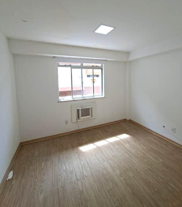 Ótima Cobertura Duplex 2 Qts (1Suíte) e Deps .Centro da Freguesia JPA