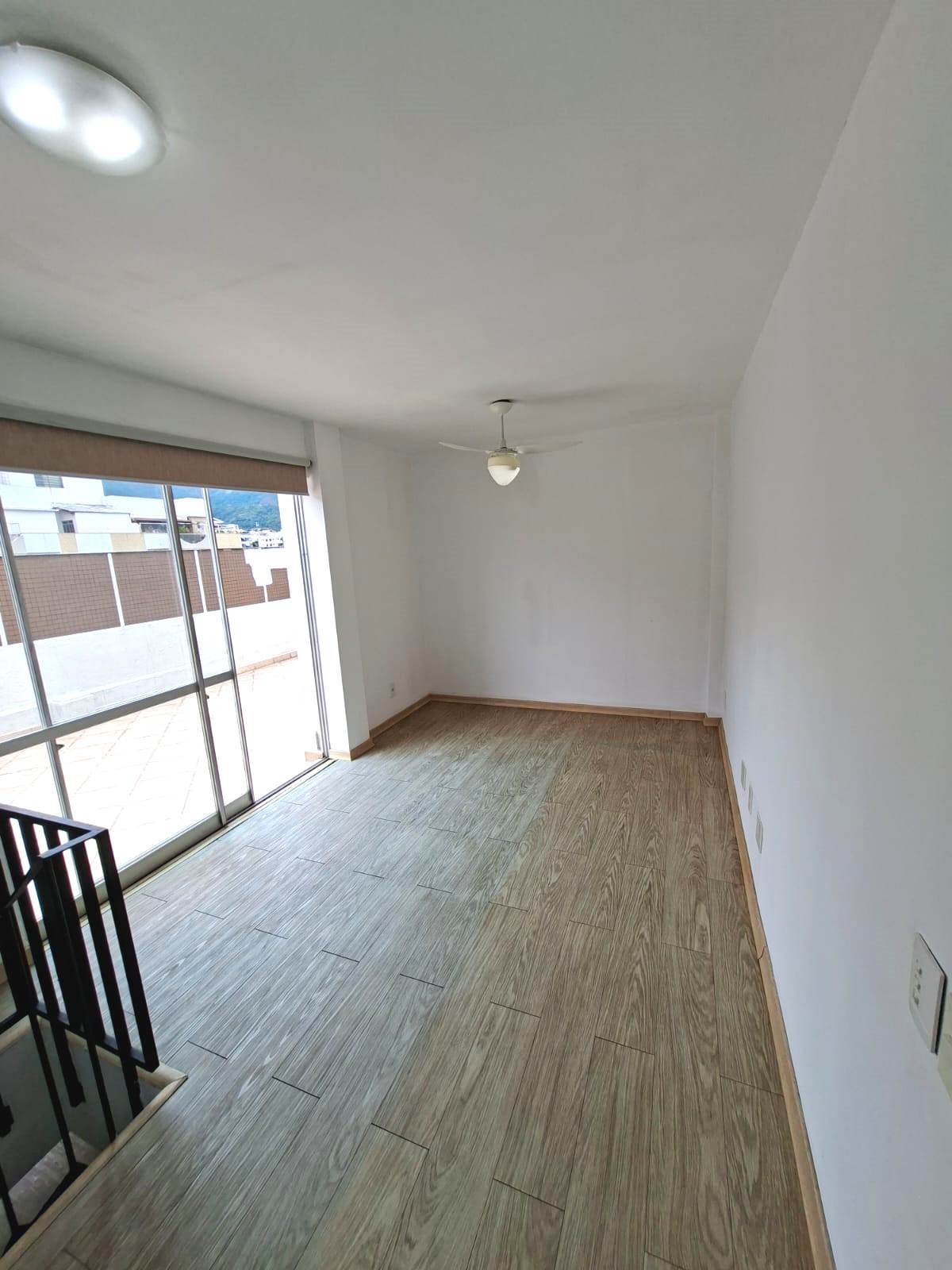 Ótima Cobertura Duplex 2 Qts (1Suíte) e Deps .Centro da Freguesia JPA