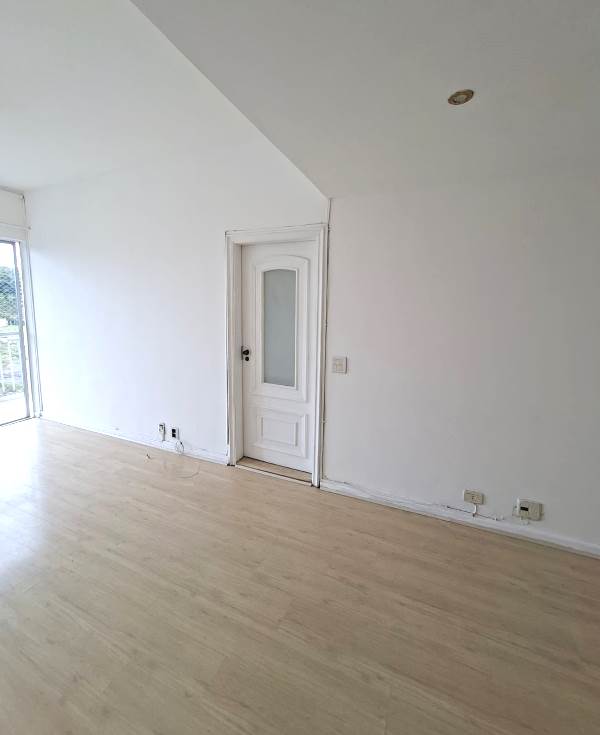 Ótimo Apto 2 Varandas, 2 Qtos (1Suite) e Dependências Junto Lgo Pechincha 