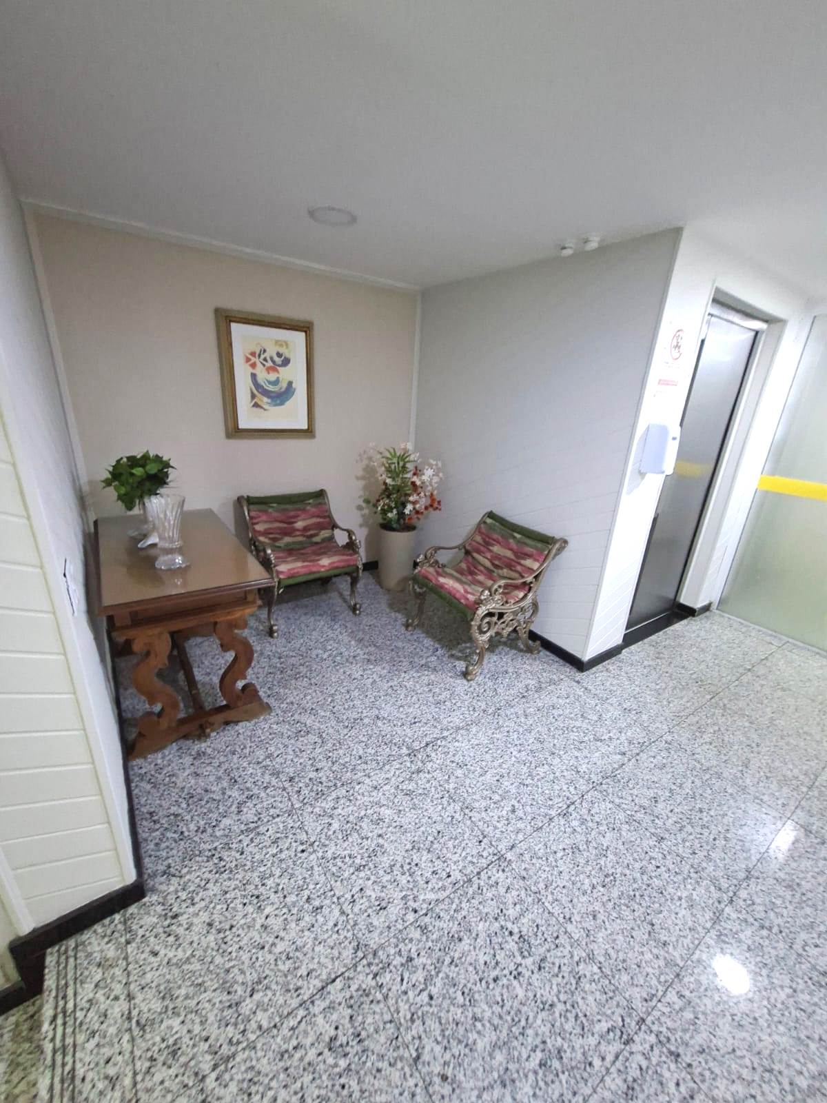 Ótimo Apto 2 Varandas, 2 Qtos (1Suite) e Dependências Junto Lgo Pechincha 