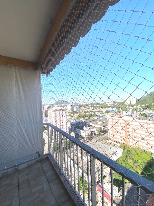 Amplo Apto 150m² Varanda 3 Qtos e Dependências Rua Xingu Freguesia JPA