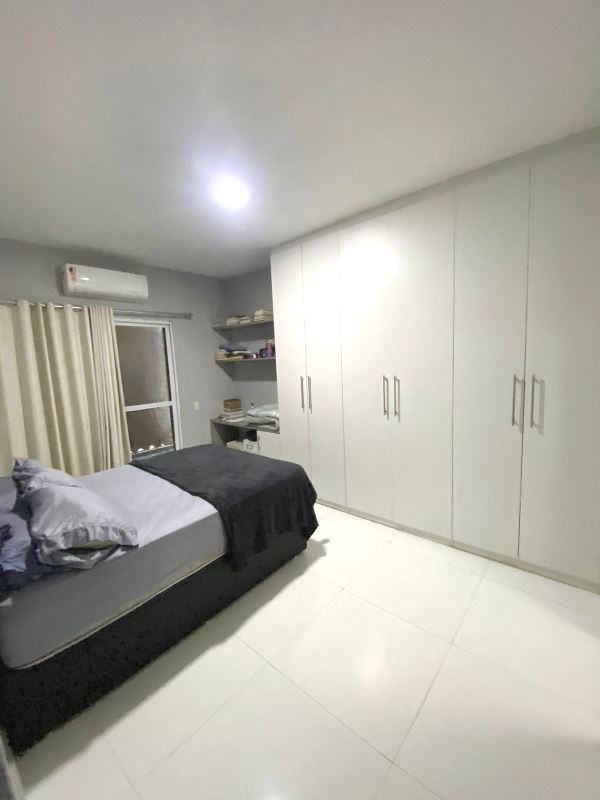 Amplo Apto 150m² Varanda 3 Qtos e Dependências Rua Xingu Freguesia JPA