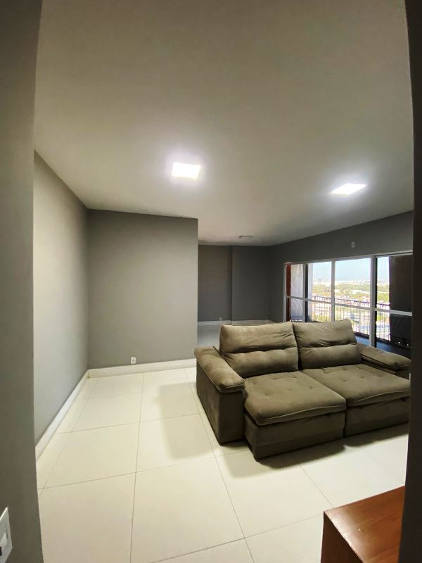 Amplo Apto 150m² Varanda 3 Qtos e Dependências Rua Xingu Freguesia JPA