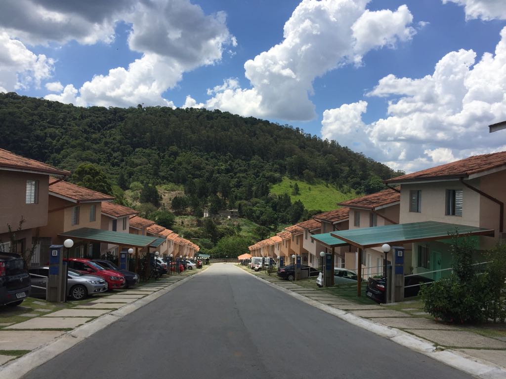 Excelente Sobrado no Condomínio Altos do Boa Vista