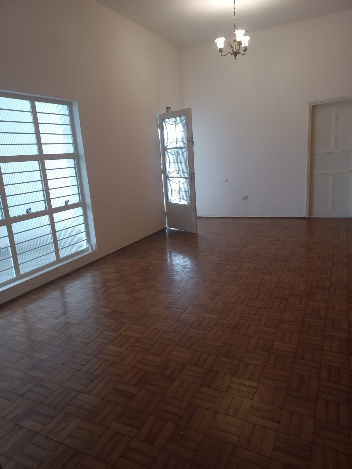 Casa - Venda, Centro, São Roque, SP