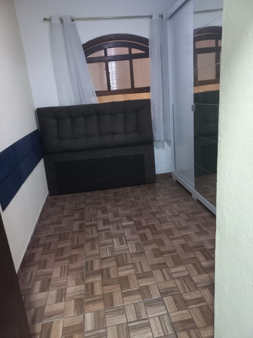 chácara com 3 casas tipo condomínio