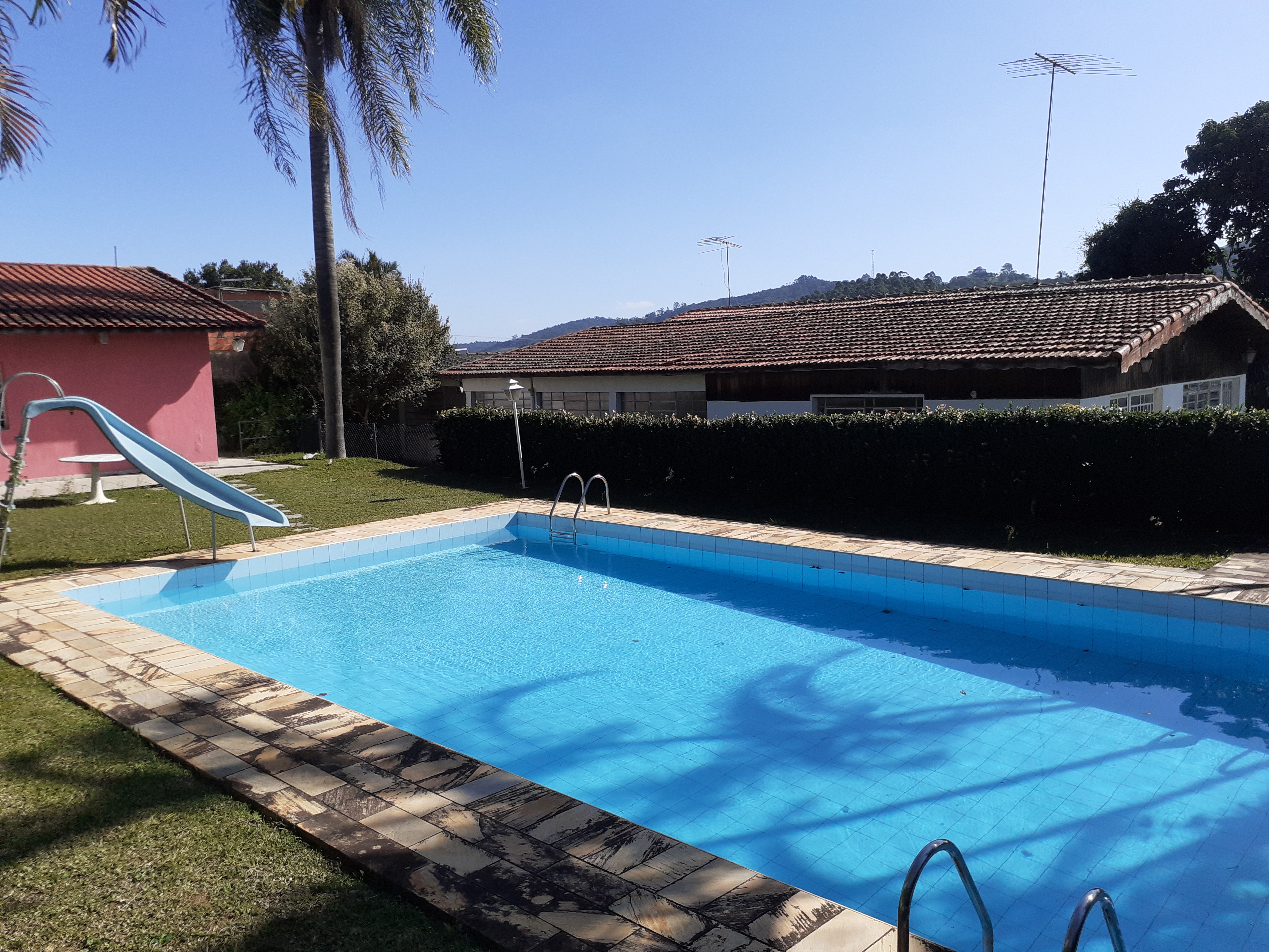 Casa maravilhosa com piscina num terreno de 1407 m2