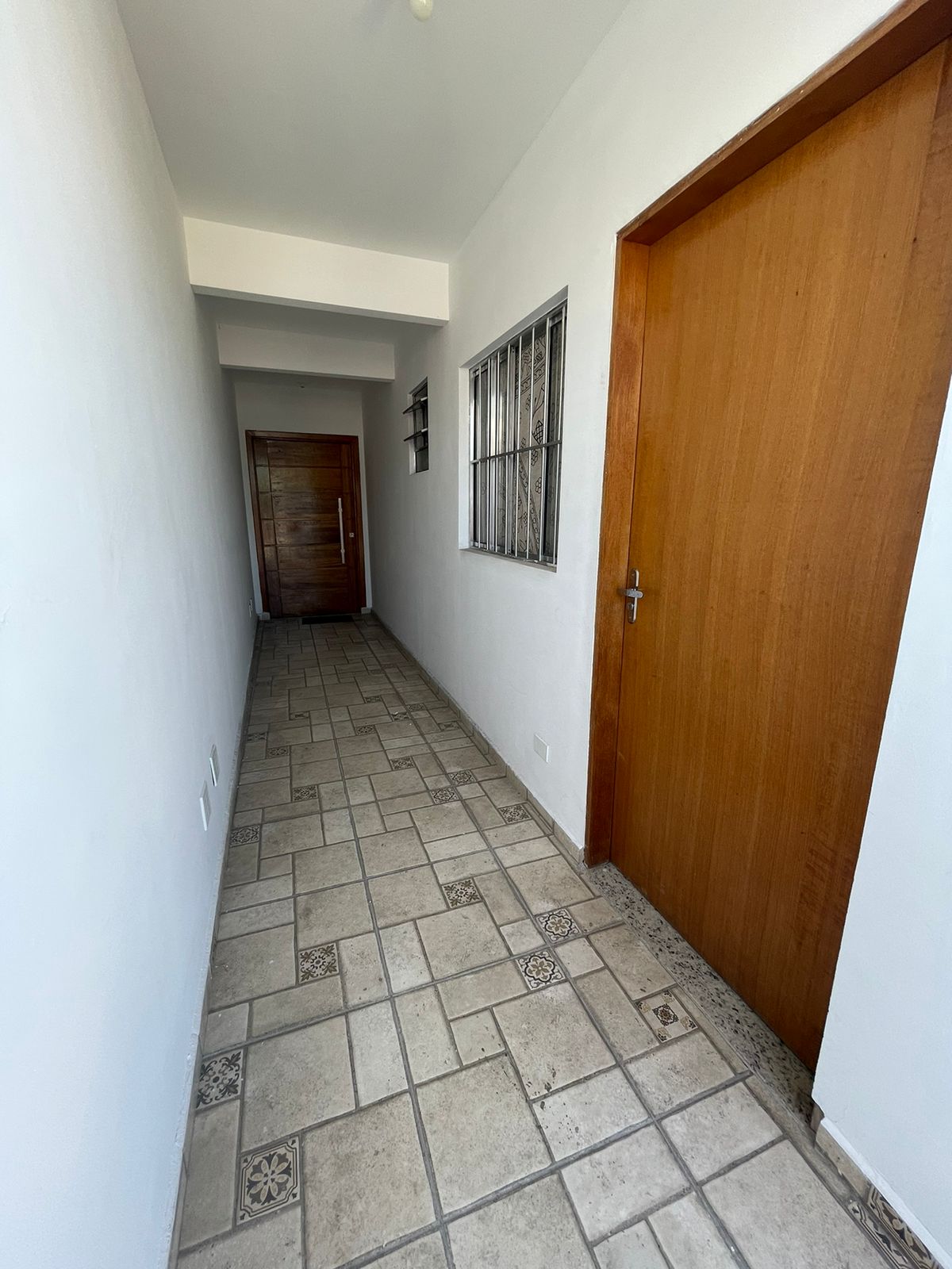 OPORTUNIDADE PARA INVESTIMENTO - PRÉDIO RESIDENCIAL CONTENDO 07 APARTAMENTOS (JÁ COM RENDA MENSAL) - PROX A AV. MUTINGA