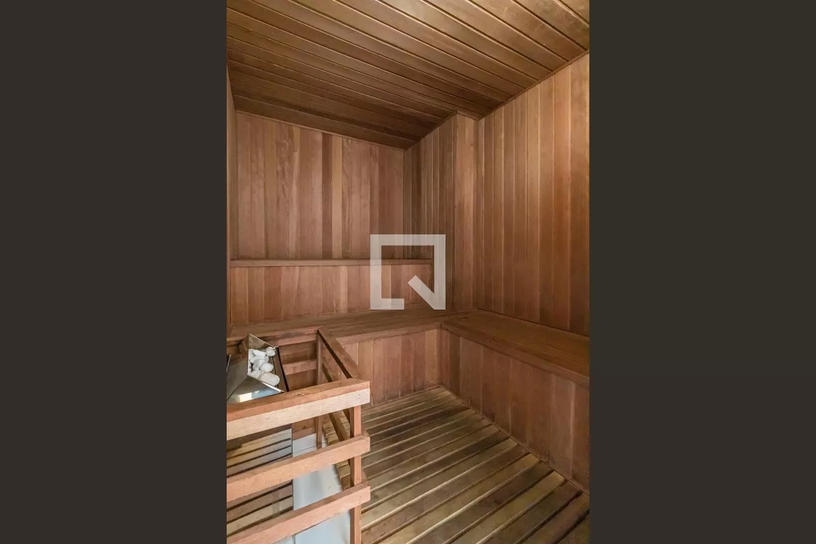 Apartamento em Alphaville Empresarial/ Ed. Splendya I