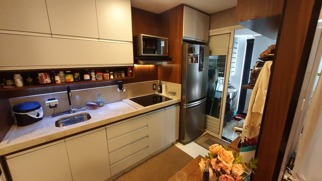 Apartamento em Alphaville Empresarial/ Ed. Splendya I