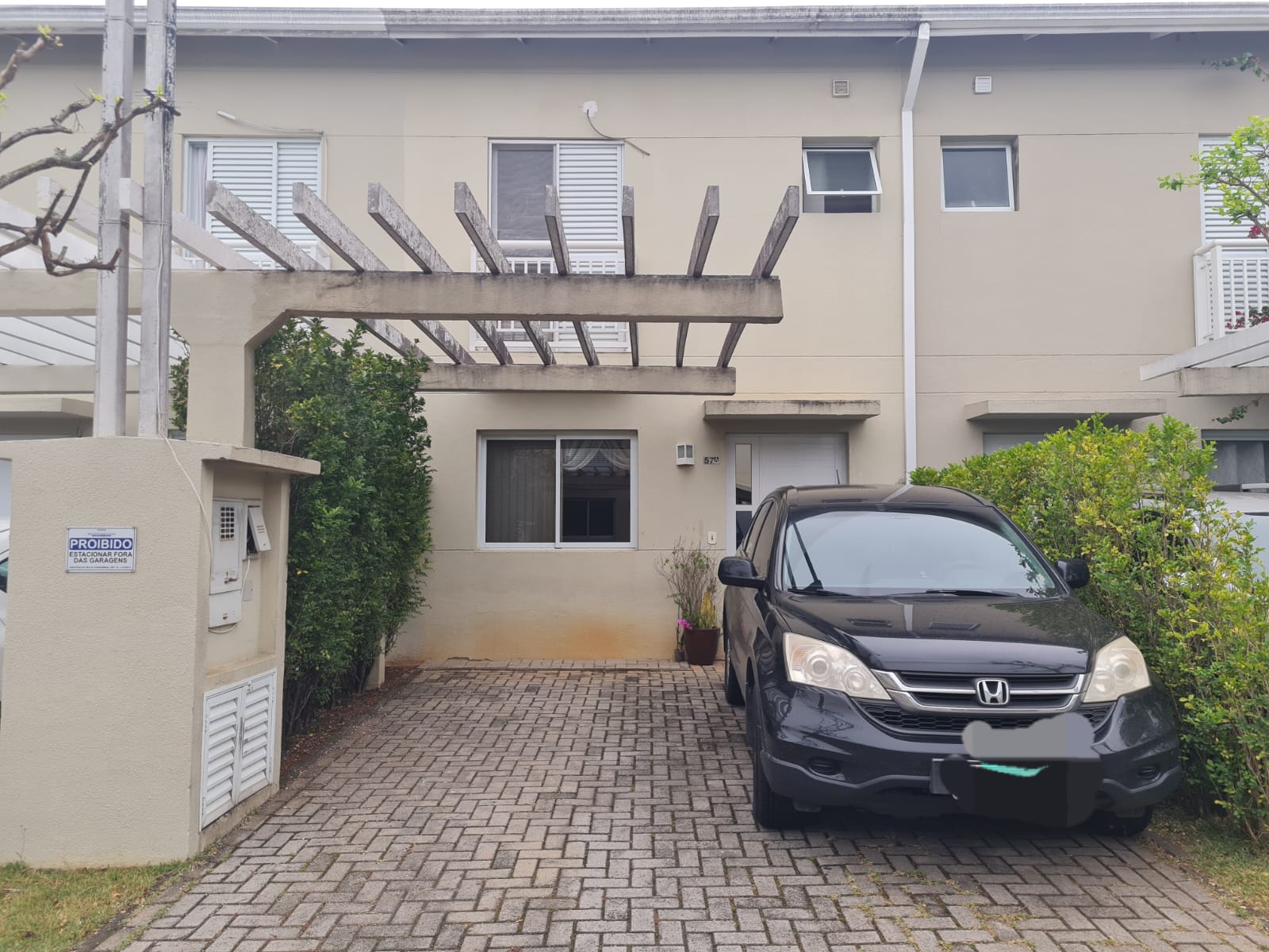 Sobrado a venda no condomínio Mediterrâneo 