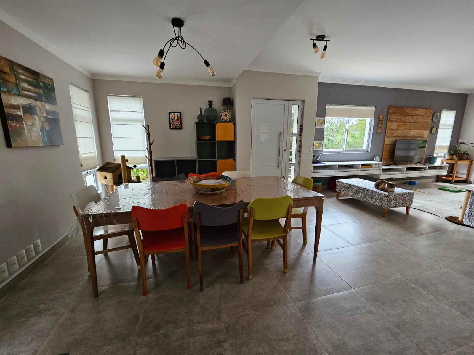 Casa a Venda em Condomínio Beverly Hills-Jandira