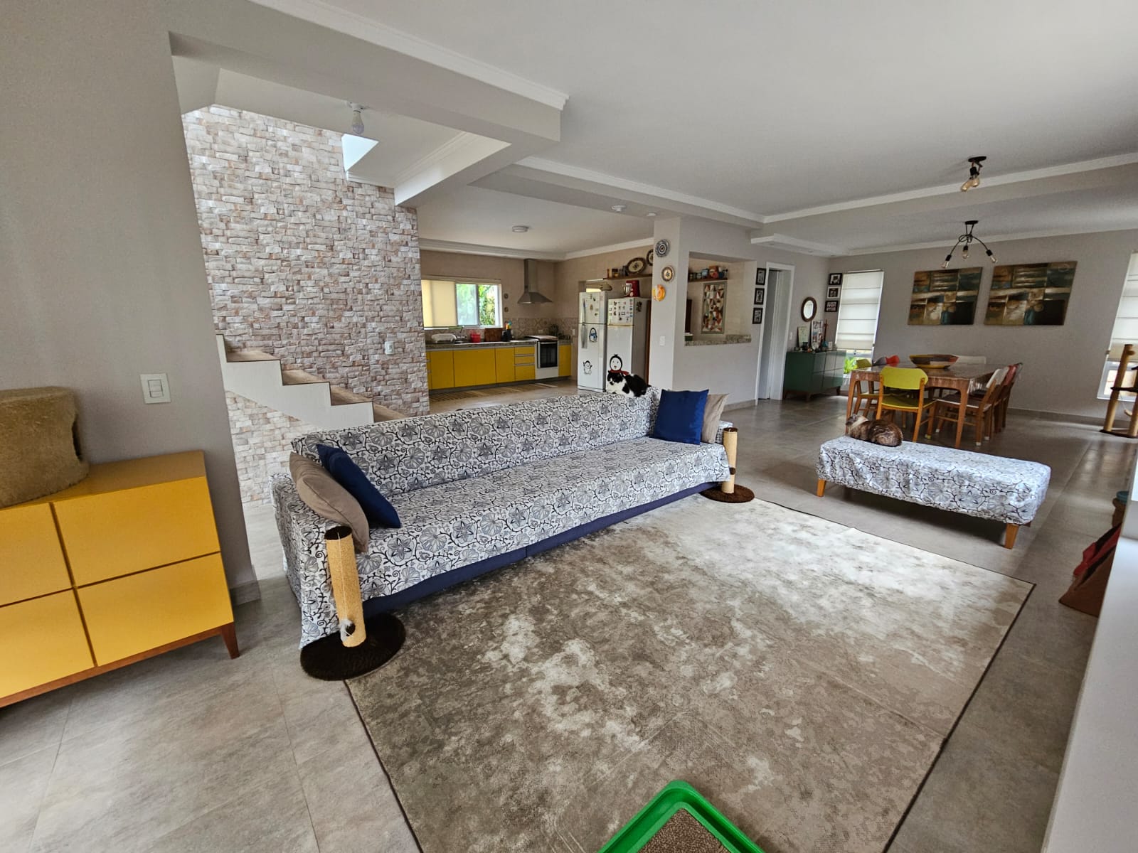 Casa a Venda em Condomínio Beverly Hills-Jandira