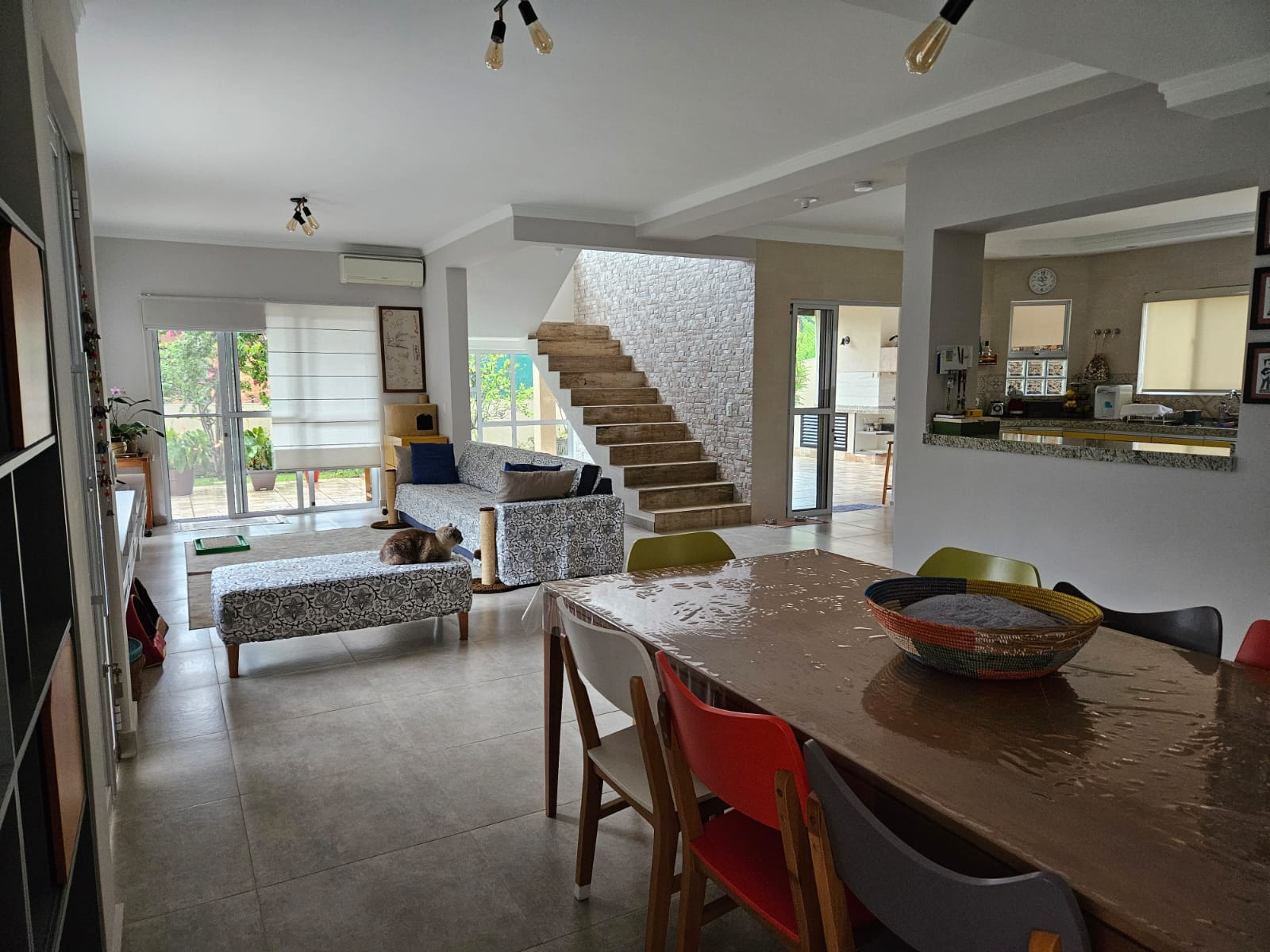 Casa a Venda em Condomínio Beverly Hills-Jandira